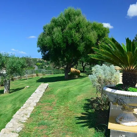 Villa Bussu *